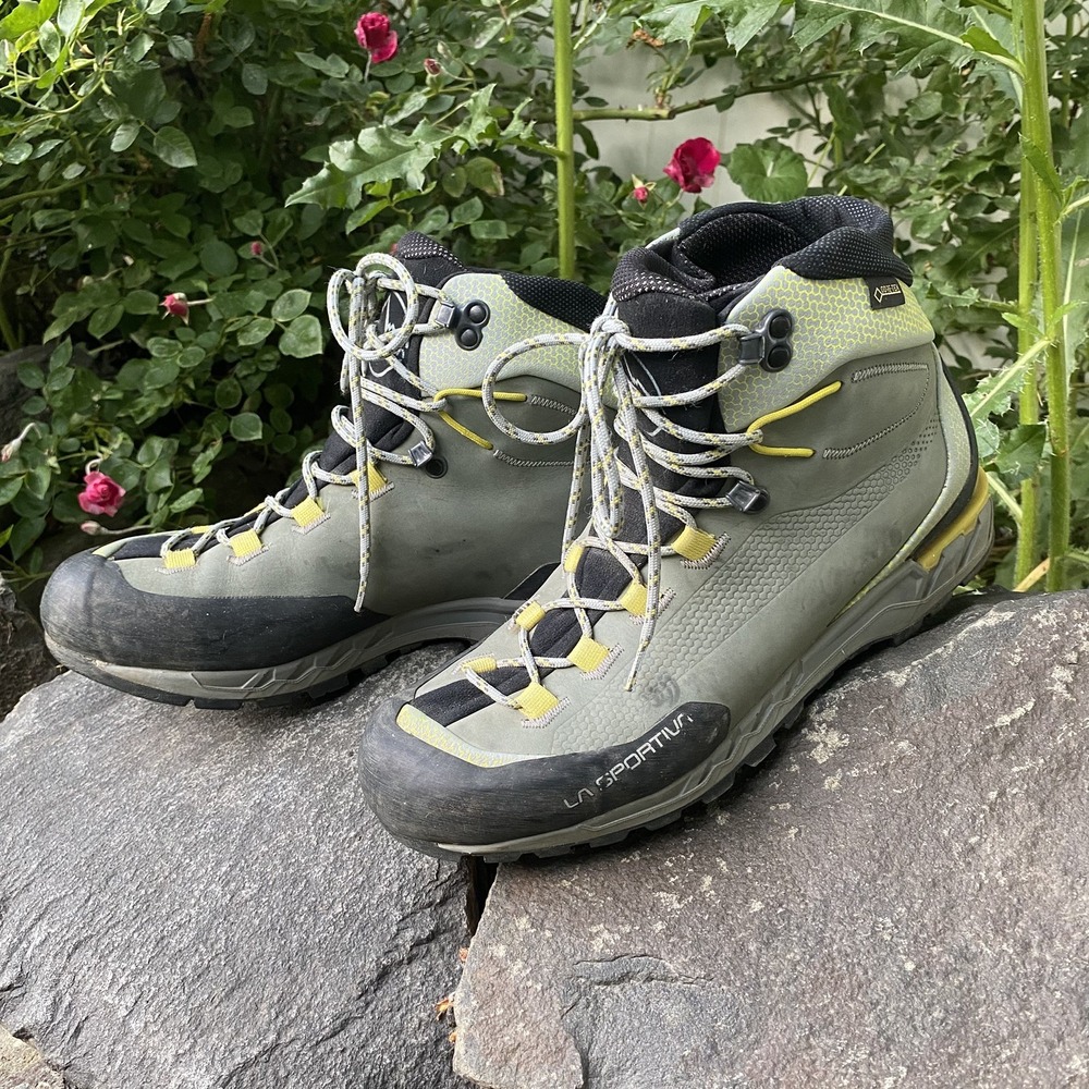La Sportiva Trango Tech GTX Mountaineering Hiking Boots M9 / W10